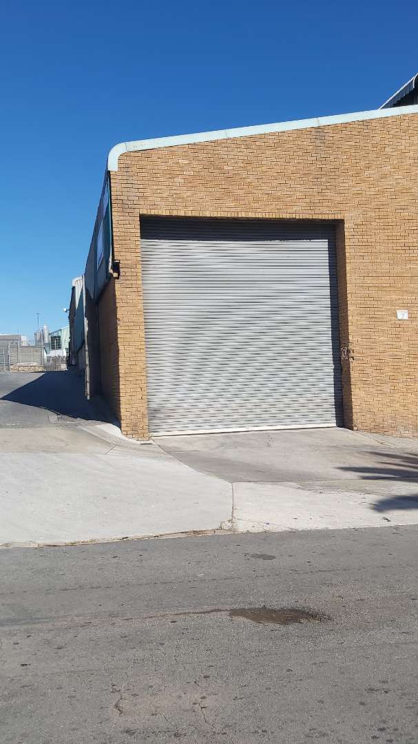 To Let commercial Property for Rent in Sidwell Eastern Cape